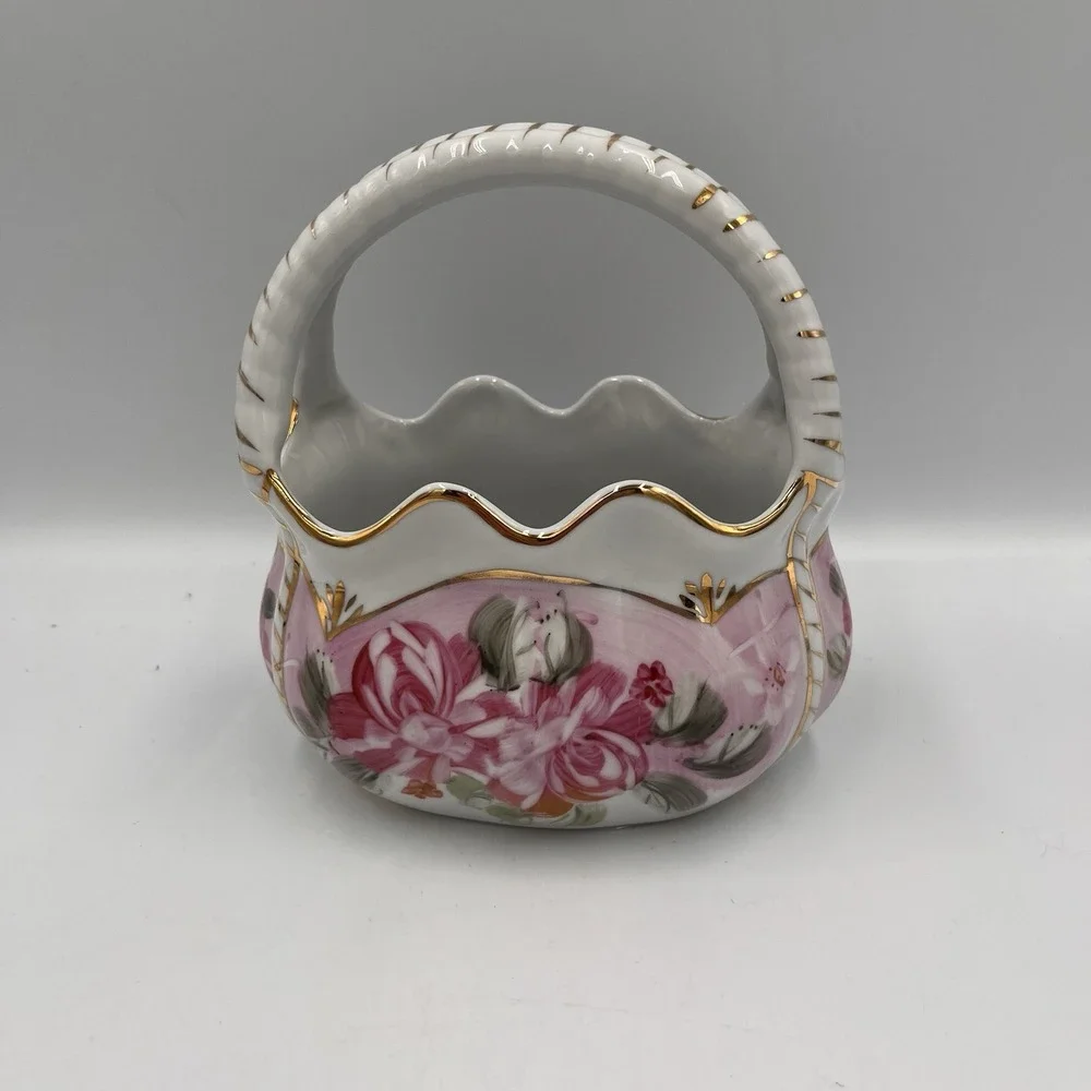 Vintage Formalities Painted Basket Vase Flowers Gold Trim Cottage Granny Core
